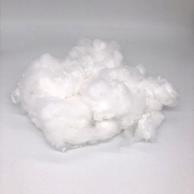 第2 38mmの完全で鈍い固体バージン ポリエステル ステープル ファイバのおむつ材料