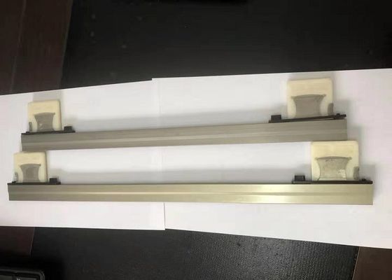 主要なノズルの補助的なノズルの電磁石弁の編むことは予備品空気ジェット機のための現われる